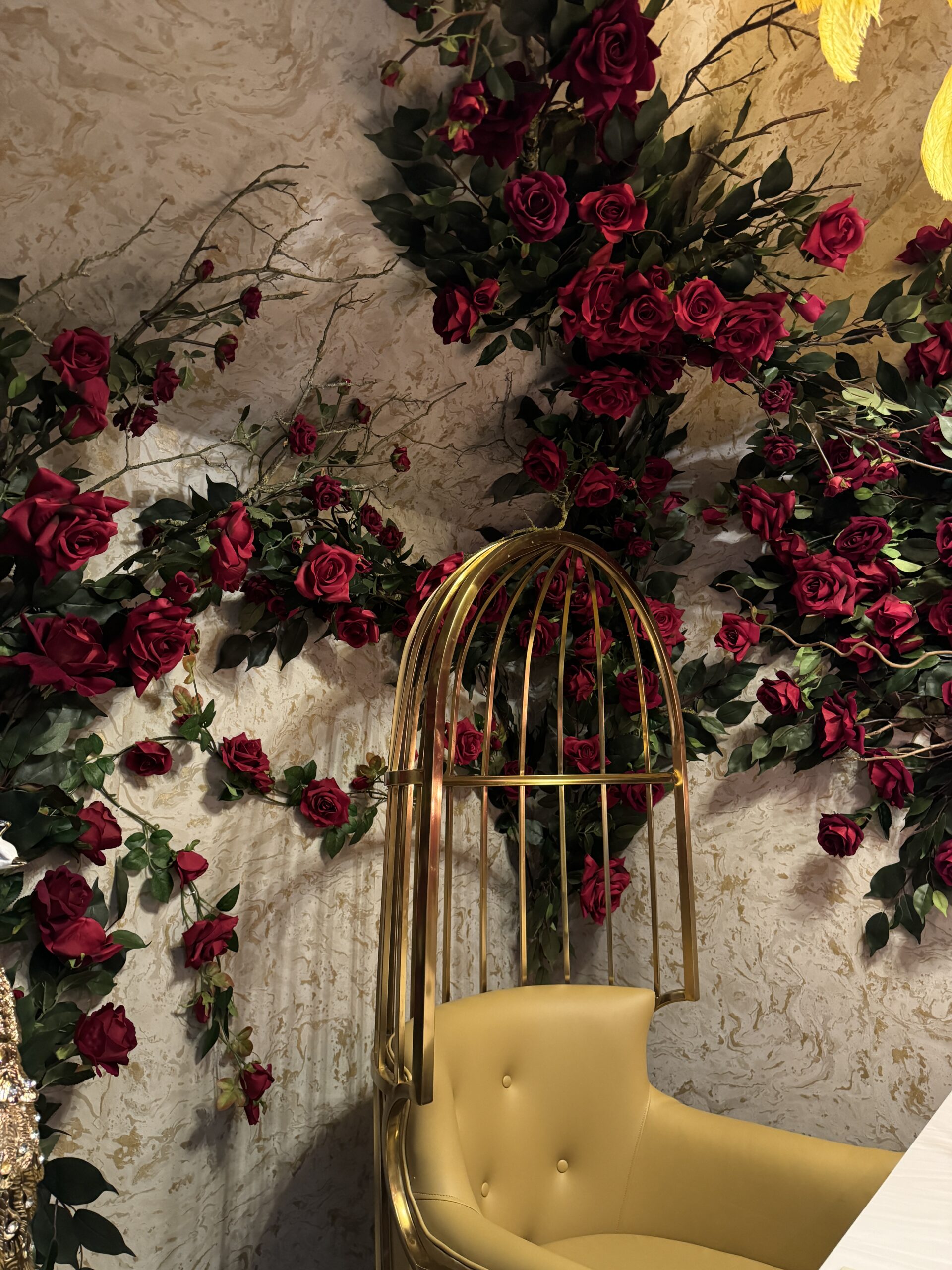 Dolci Haute with rose and handing chair