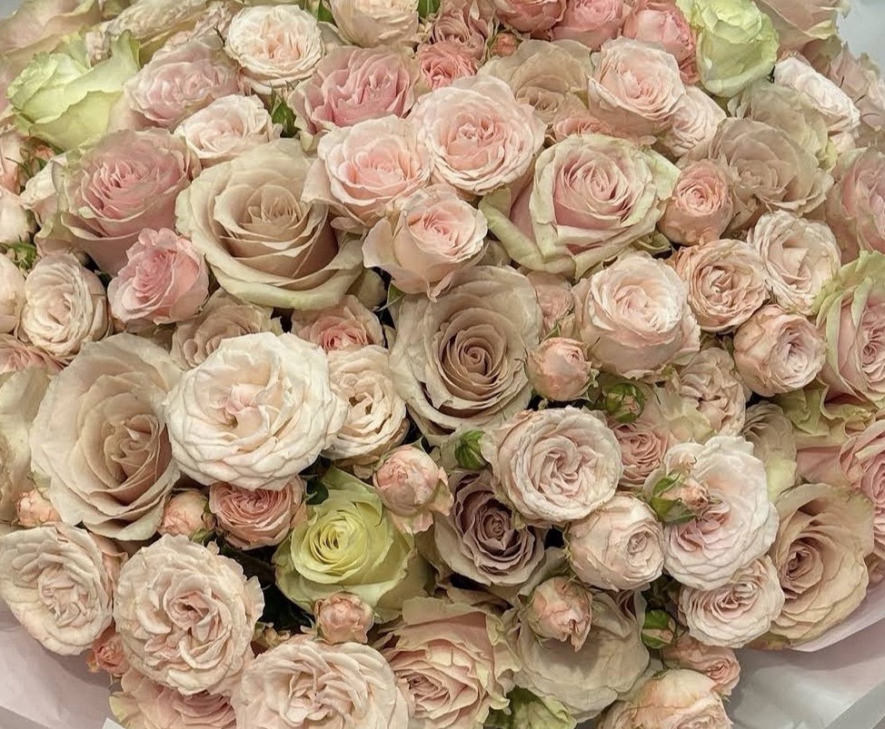 The Crown Bouquet - Image 2